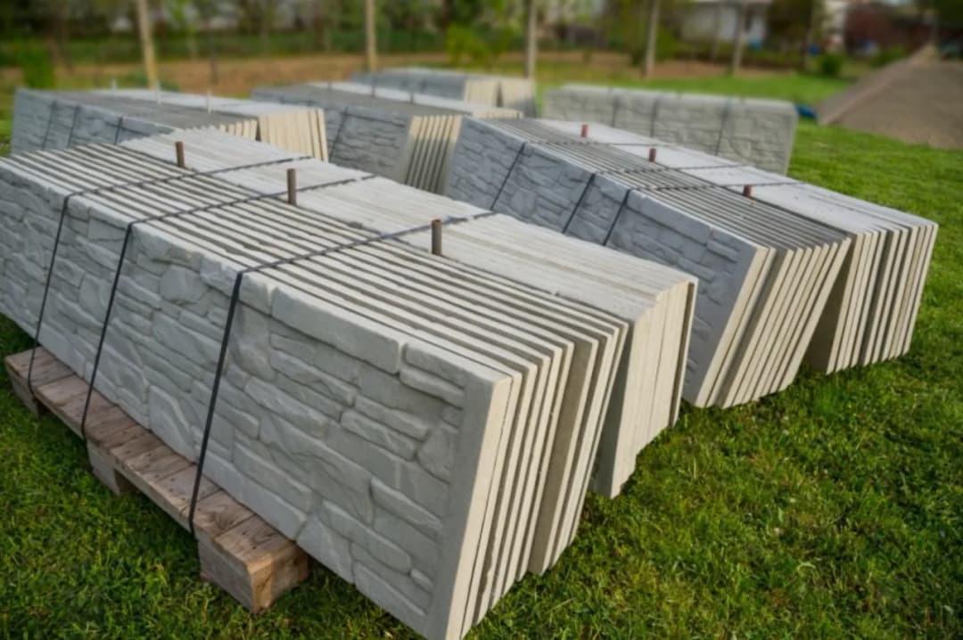 Nowoczesne ogrodzenia betonowe z prefabrykatów - solidna inwestycja na lata