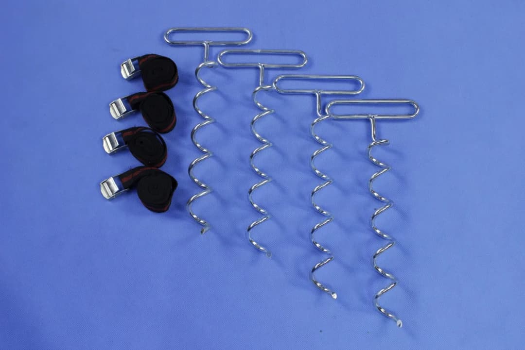 Kotwy do ziemi 12x12 - jak zabezpieczyć konstrukcje przed wiatrem