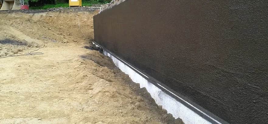 Skuteczne środki do izolacji fundamentu - ochrona przed wilgocią