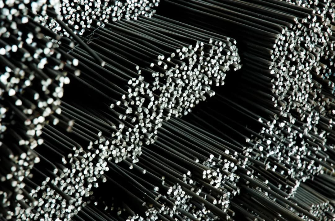 Pręty okrągłe – niezastąpiony element konstrukcji stalowych