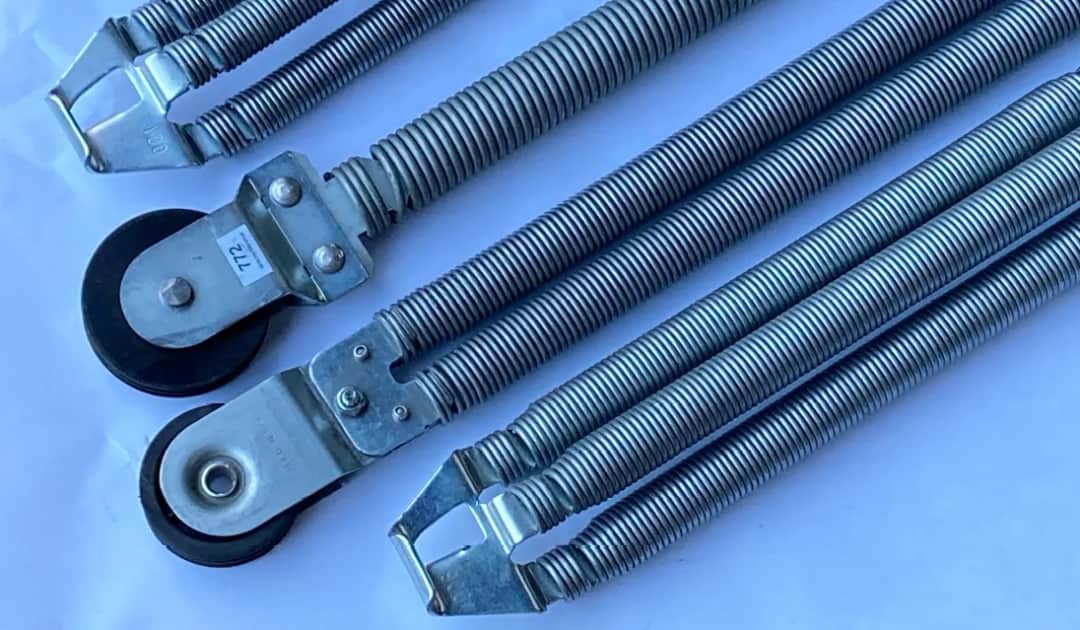 Sprężyny do bram garażowych: rodzaje, właściwości i wybór