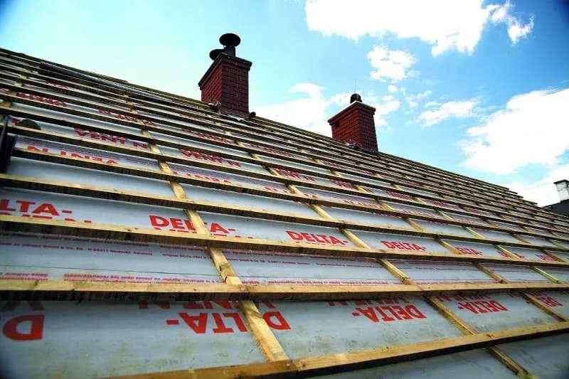 Ile łat na dach? Kluczowe czynniki wpływające na ilość potrzebnych łat