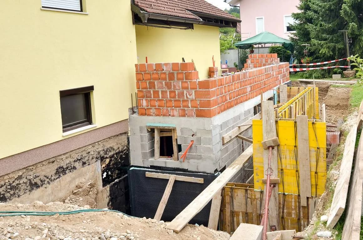 Jak zaszalować fundamenty - uniknij najczęstszych błędów w budowie