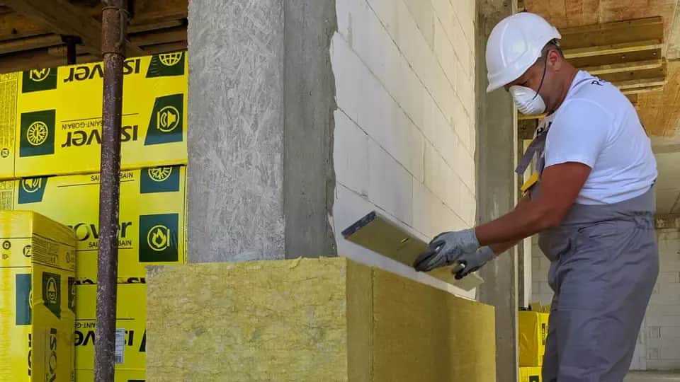 Izolacja domowa – co to jest i jak uniknąć błędów w trakcie?